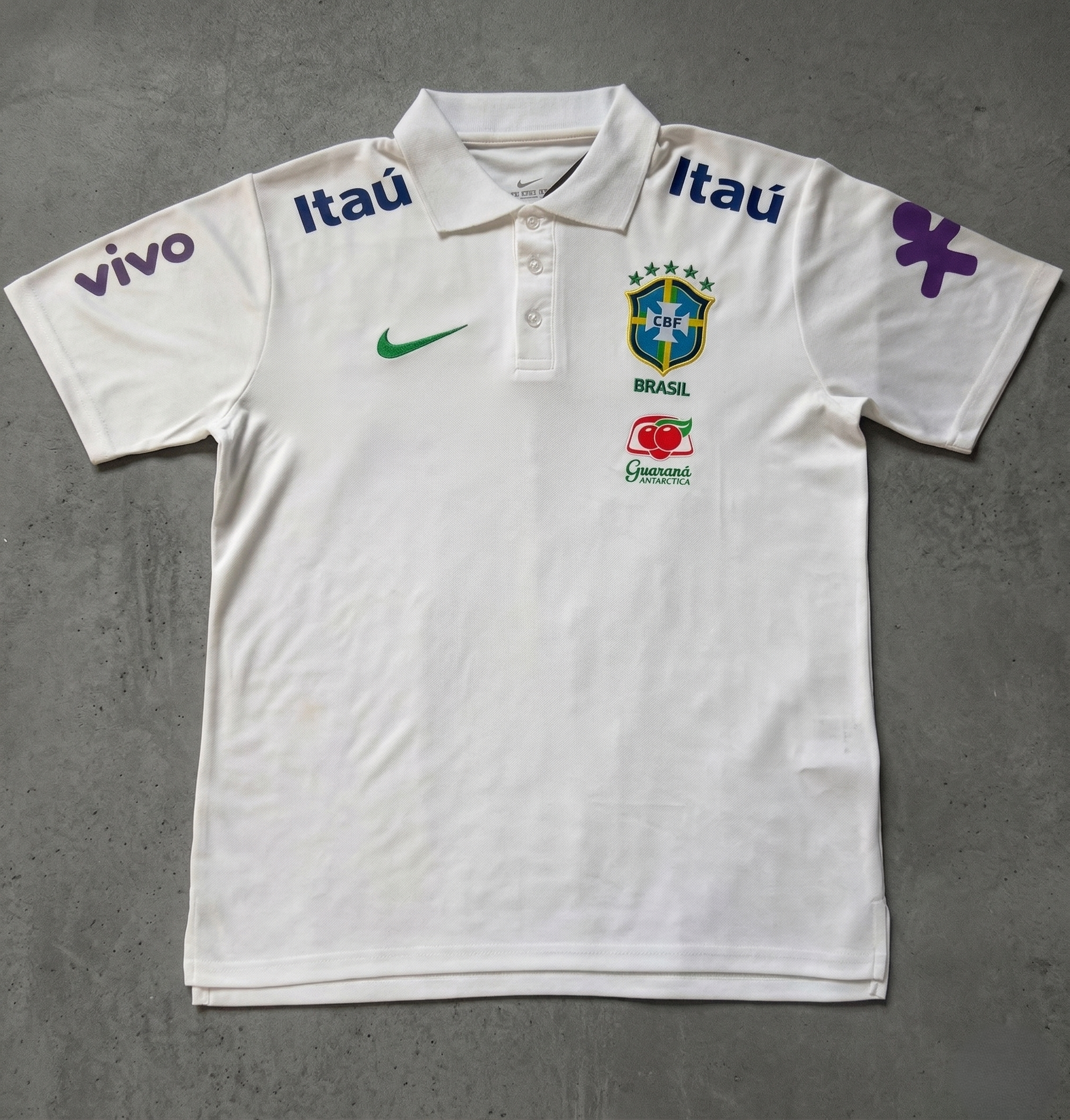 Camiseta Seleção Brasileira - Polo Branca