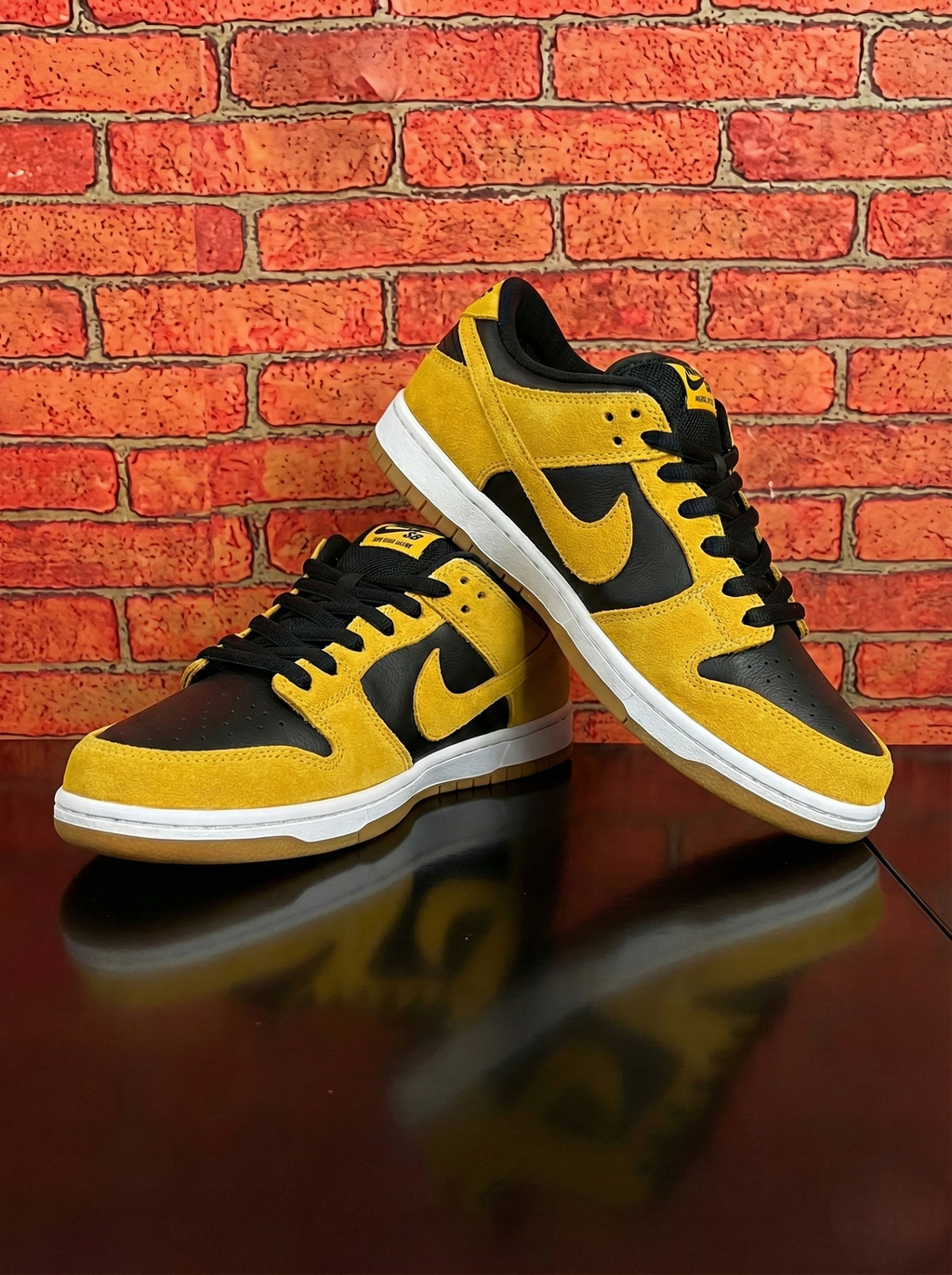 Nike Dunk Low "Black/Yellow"