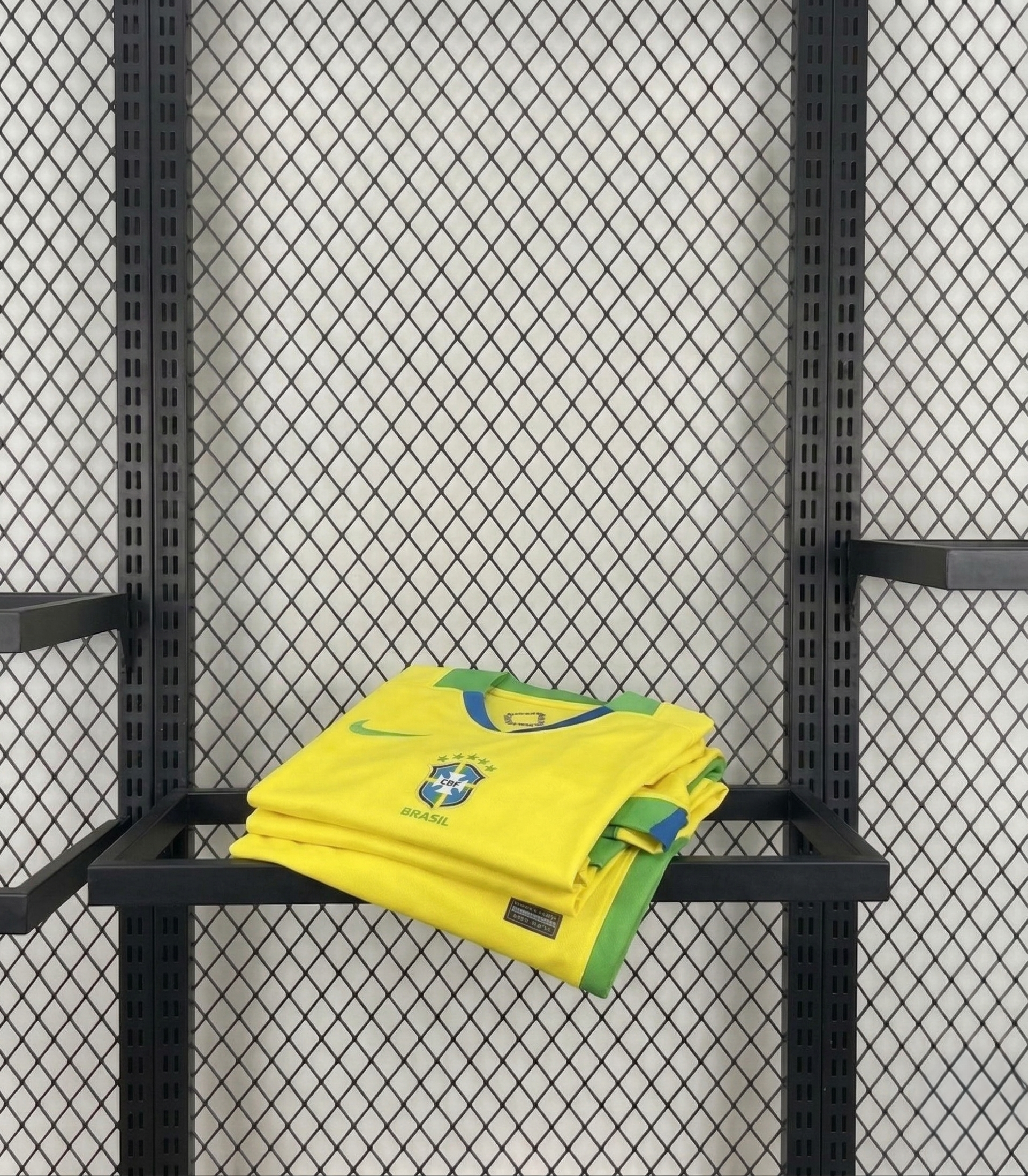 Camiseta Seleção Brasileira - Polo Amarela