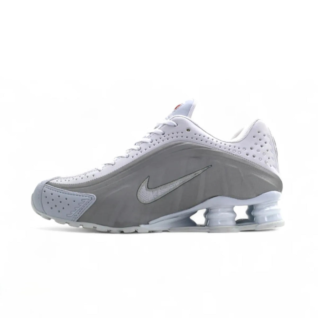 Nike Shox R4