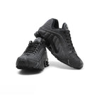 Nike Shox R4