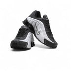 Nike Shox R4