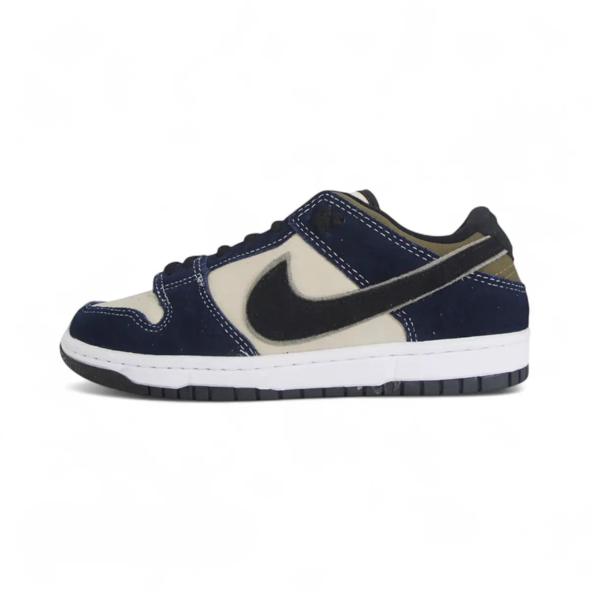Nike Dunk Low - Edição Exclusiva
