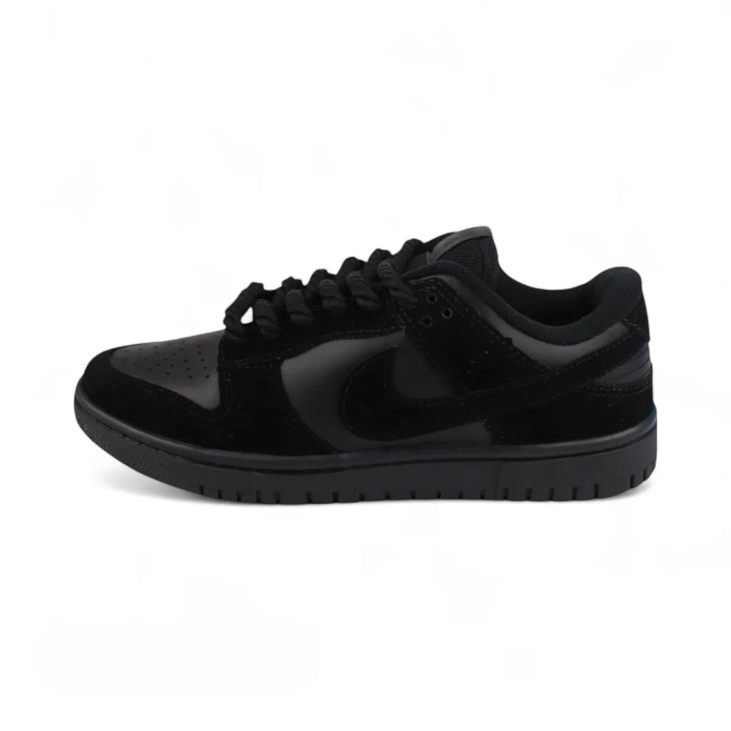 Nike Dunk Low "Black Fosco"